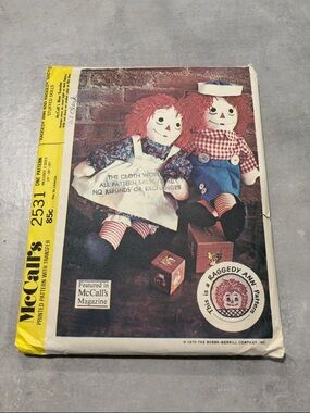 1970's McCalls #2531 Raggedy Ann & Andy Dolls 3 Sizes Printed Pattern